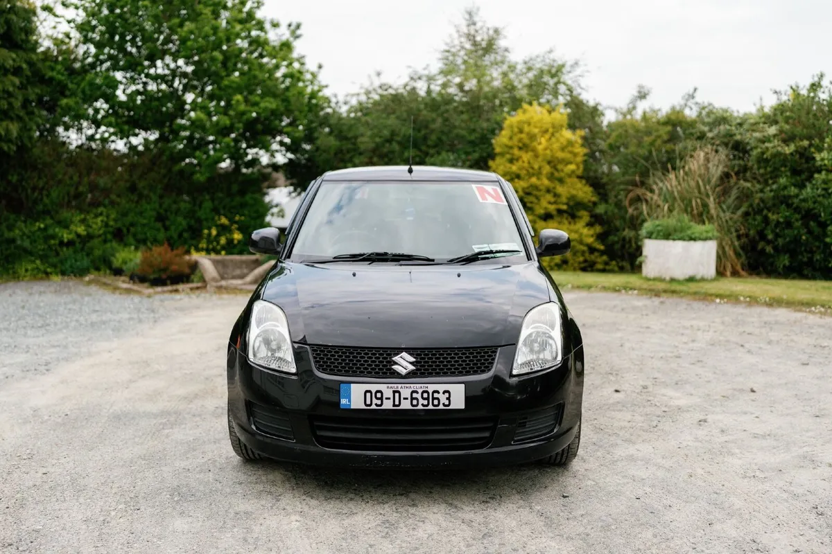 Suzuki Swift 2009 - Image 1