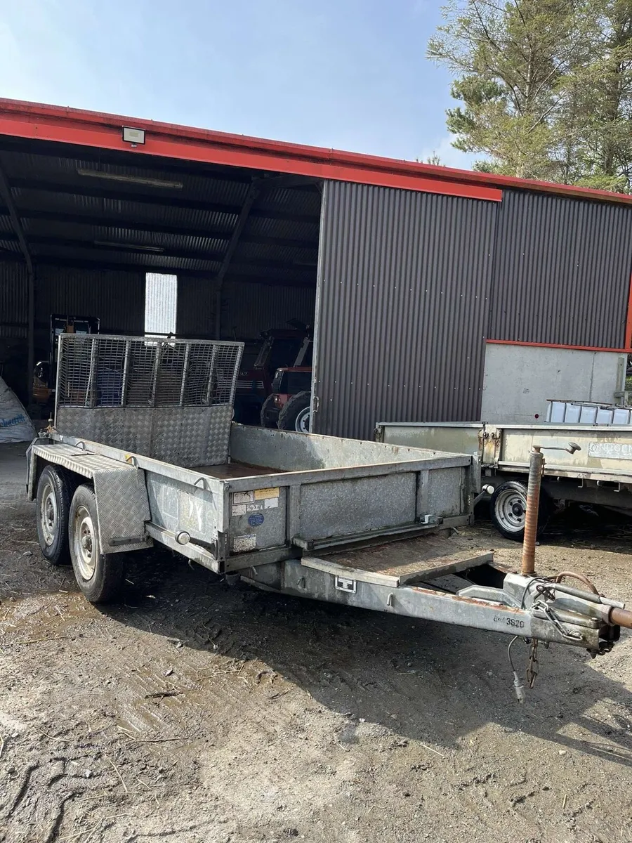 Plant trailer - Image 1