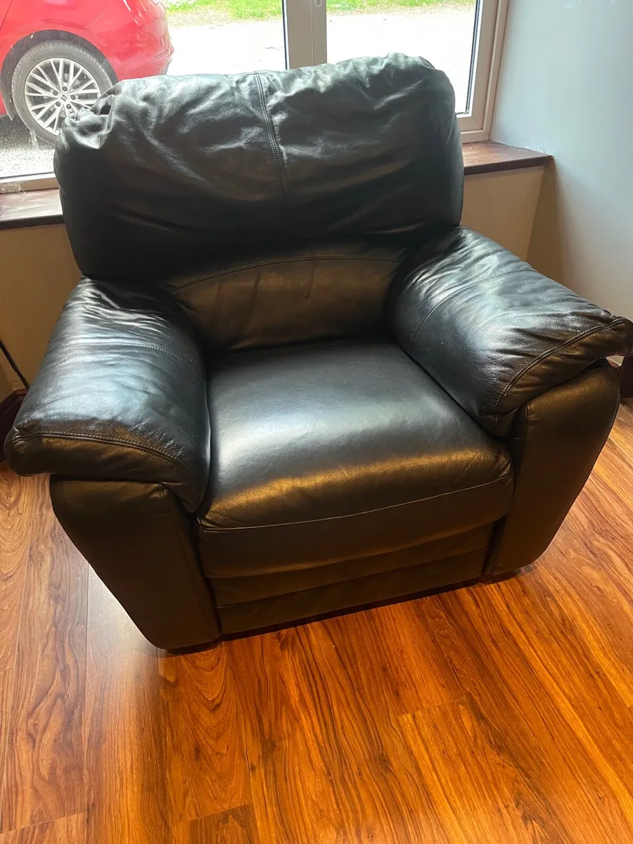 Armchairs and Couch - Image 1