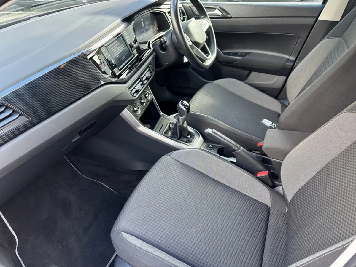 Volkswagen Polo Life 1.0 TSI 95bhp Manual 5speed - Image 3