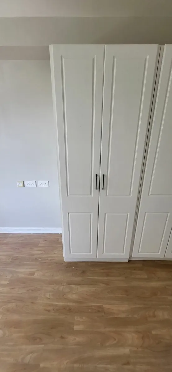 Wardrobe - Image 3