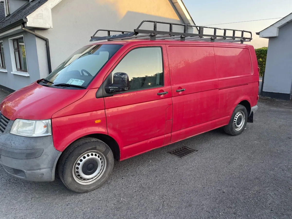 VW Transporter T5 - Image 1