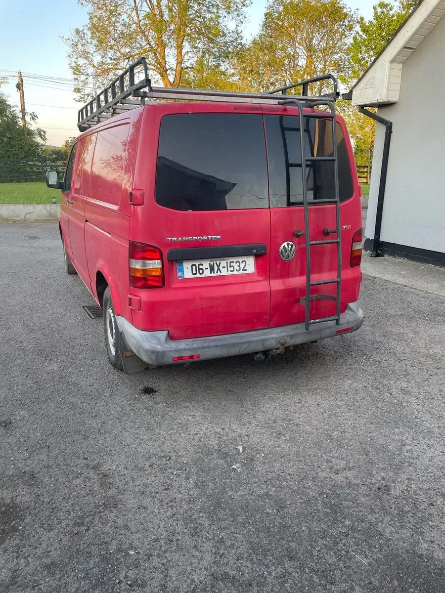 VW Transporter T5 - Image 4