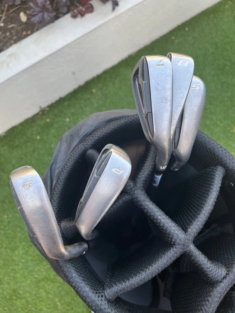 Ladies set of beginner Golf Clubs - Image 4