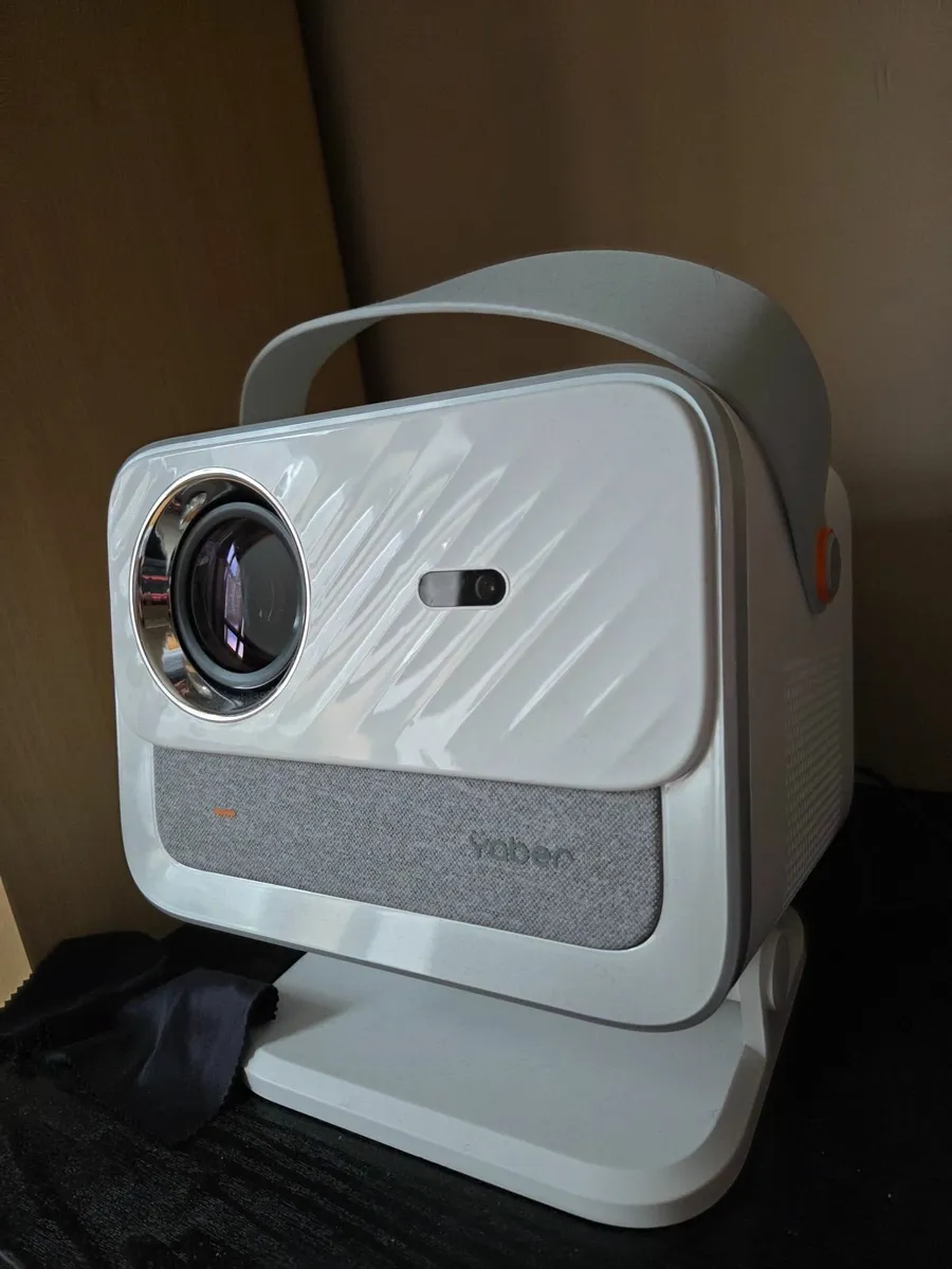 Projector Yaber V12 FHD + Firestick Lite - Image 1