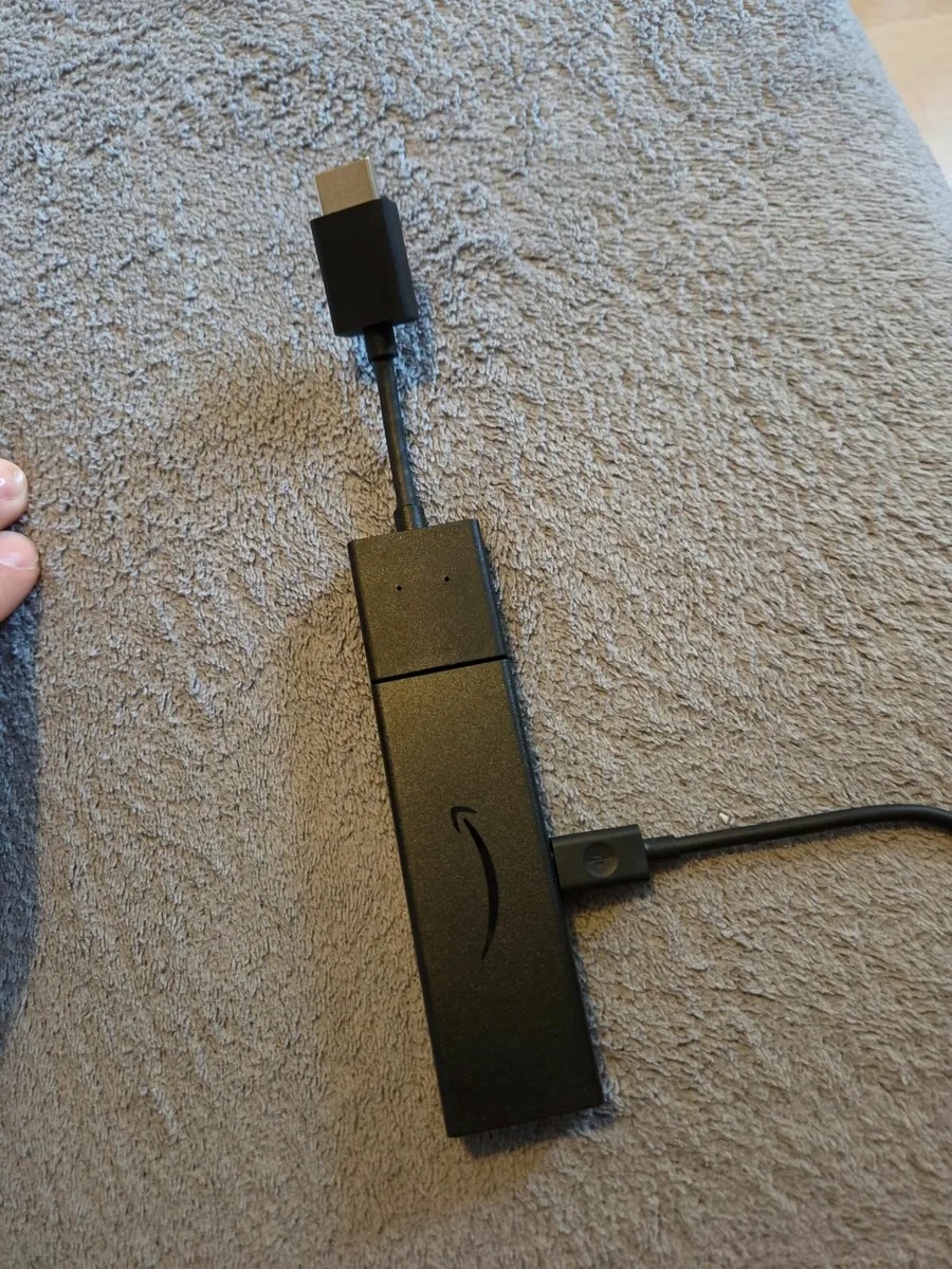 Projector Yaber V12 FHD + Firestick Lite - Image 3