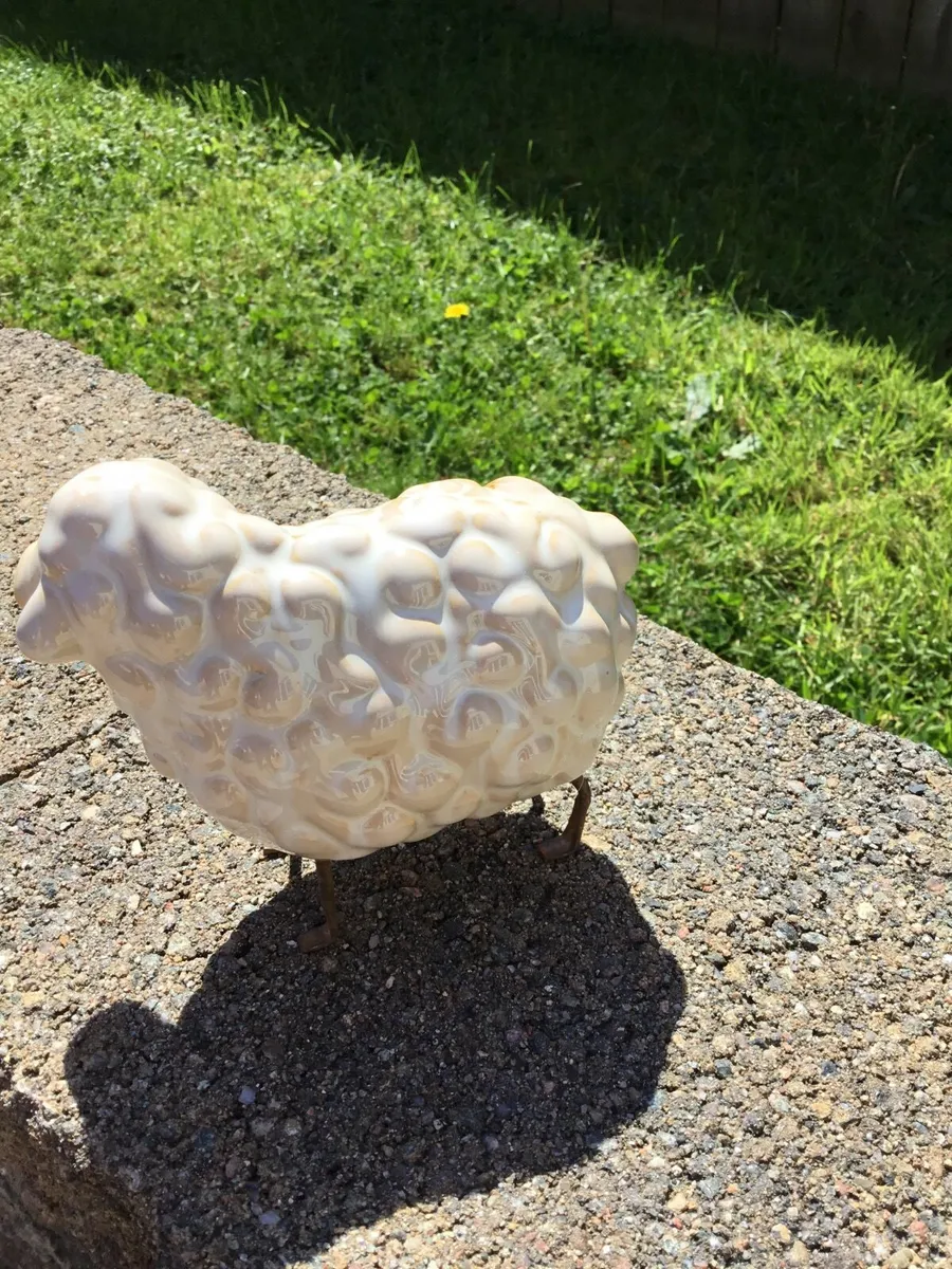 Pottery sheep ornament - Image 4