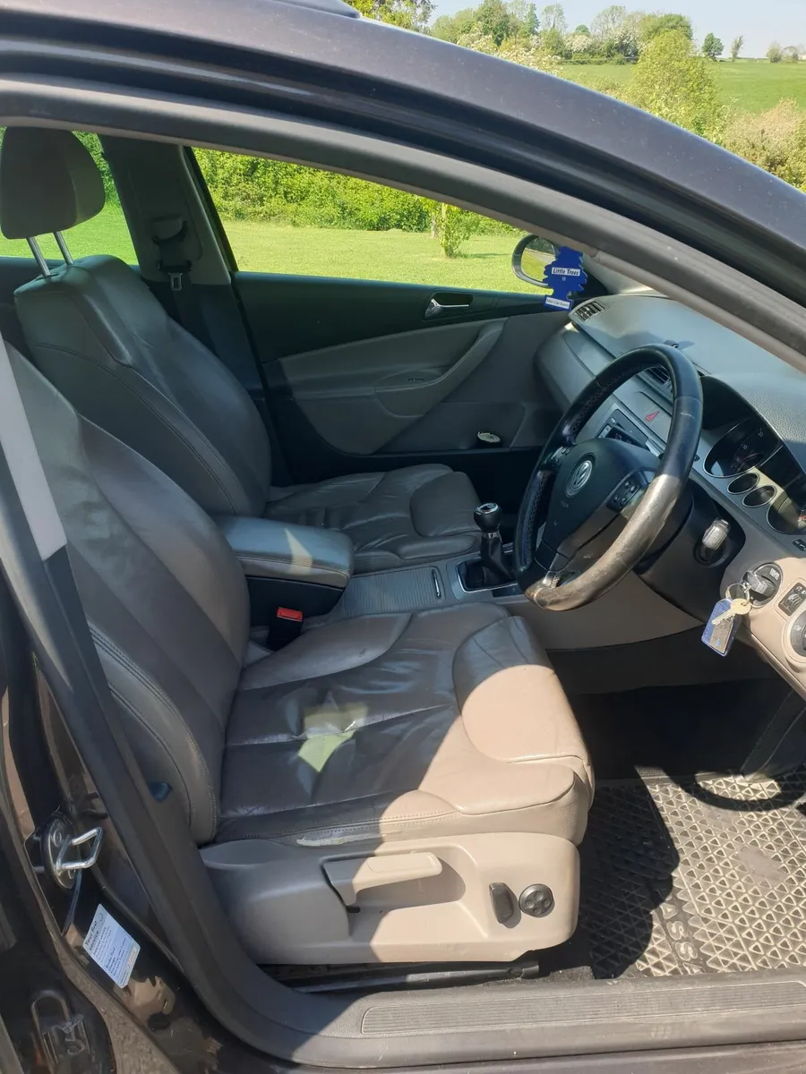 Volkswagen Passat 2008 - Image 1
