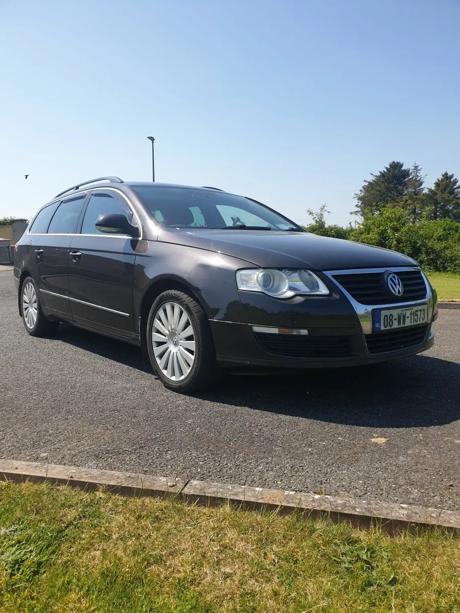 Volkswagen Passat 2008 - Image 2