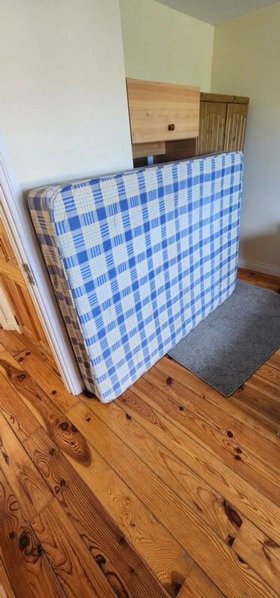 Double bed with mattress - Image 1