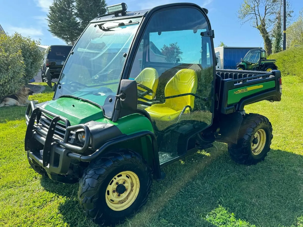 2015 John Deere 855D Full Cab - Image 2