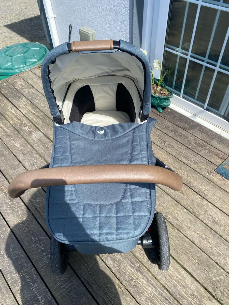 Joie Travel System - Image 4