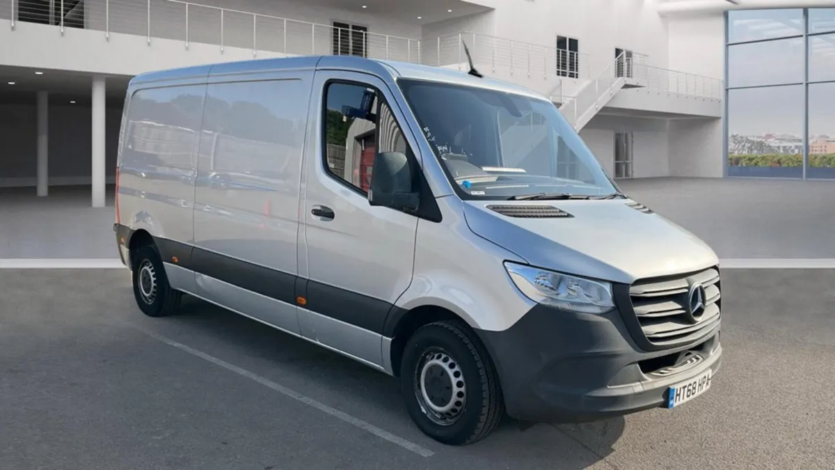 NEW MODEL 31/12/18 SPRINTER 314 CDI MWB LOW ROOF - Image 1