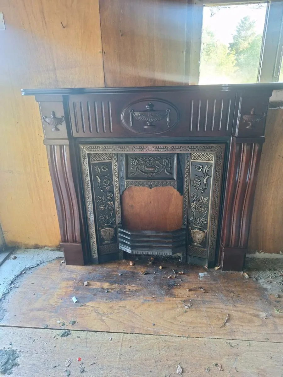 Fire place - Image 1