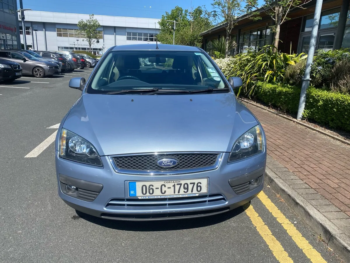 FORD FOCUS ZETEC AUTOMATIC ONLY 104,322 KM - Image 2
