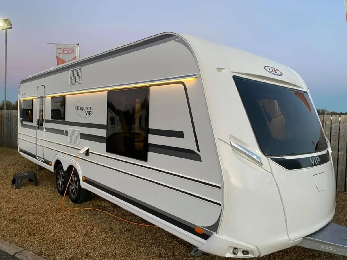 2020 LMC 655 BIP EXQUISITE 5/6 BERTH LUX CARAVAN - Image 1