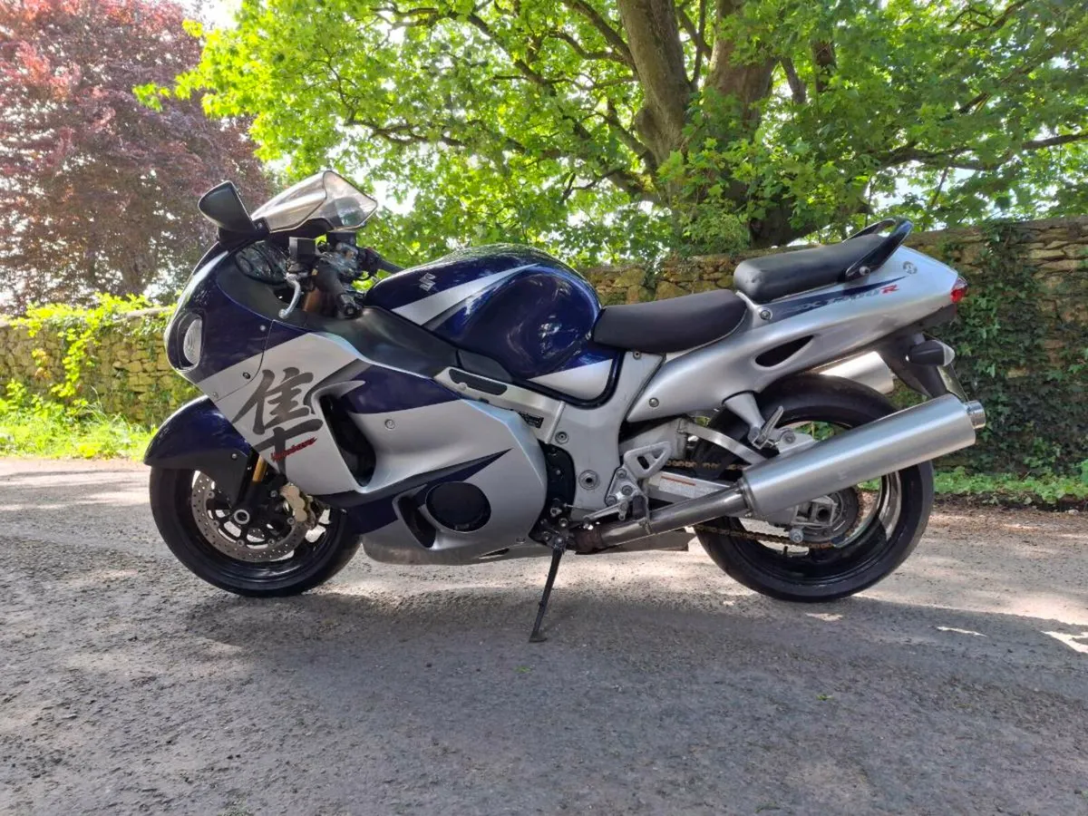 2005 Suzuki Hayabusa Barn find 6k miles!! - Image 3