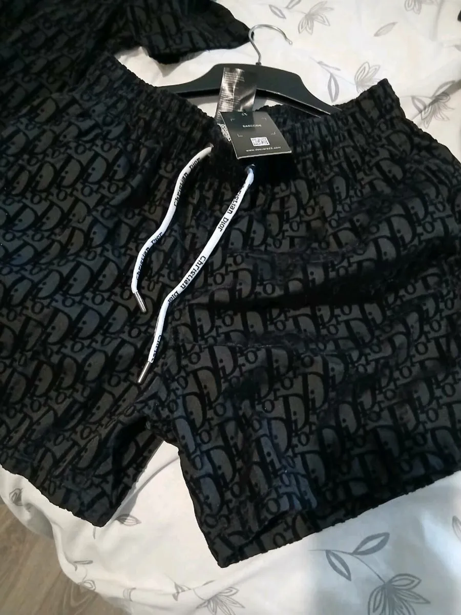 Top n shorts - Image 2