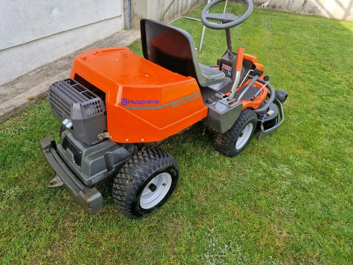 4 wheel drive husquvana lawnmower for sale - Image 2