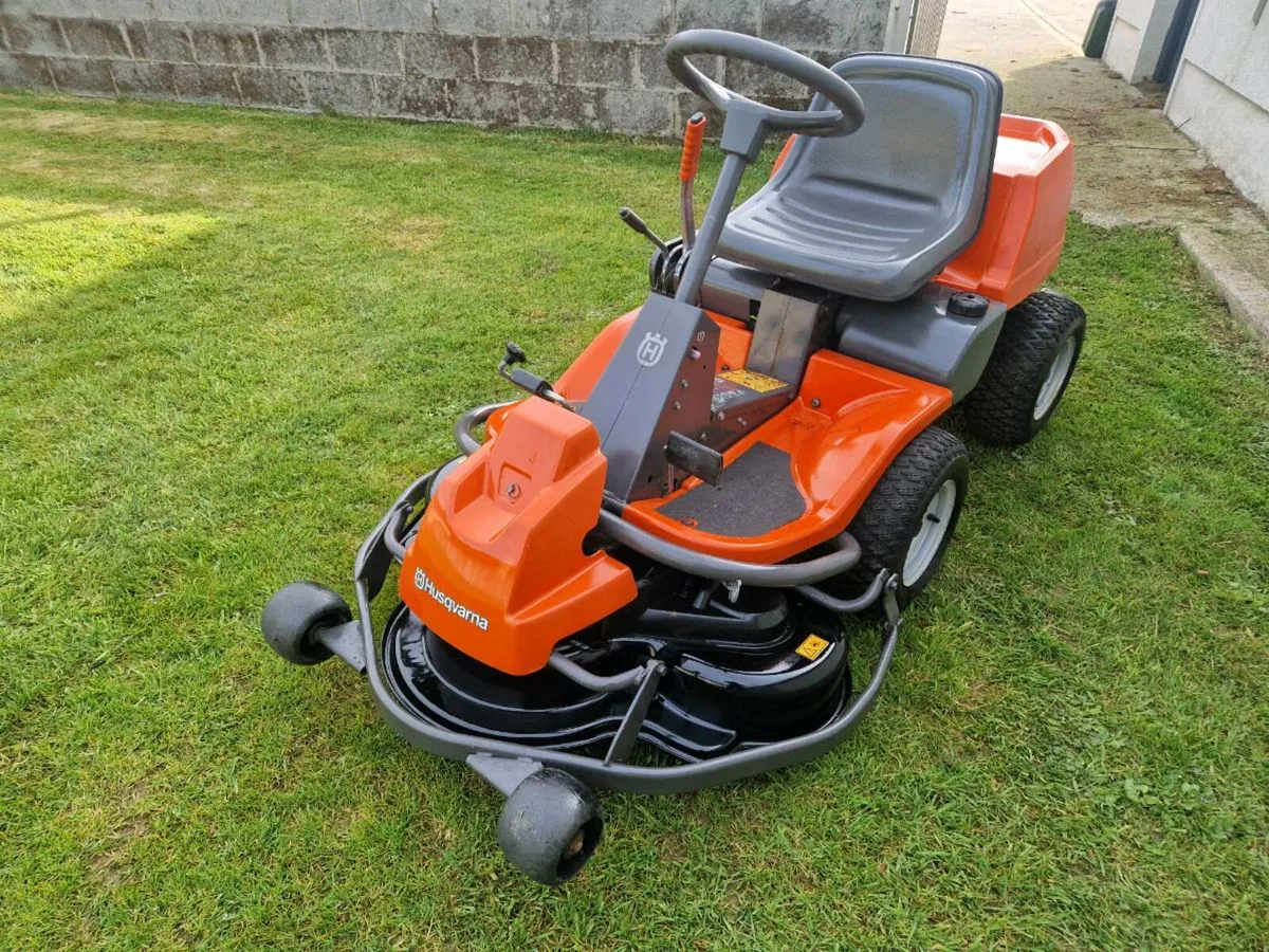 4 wheel drive husquvana lawnmower for sale - Image 4