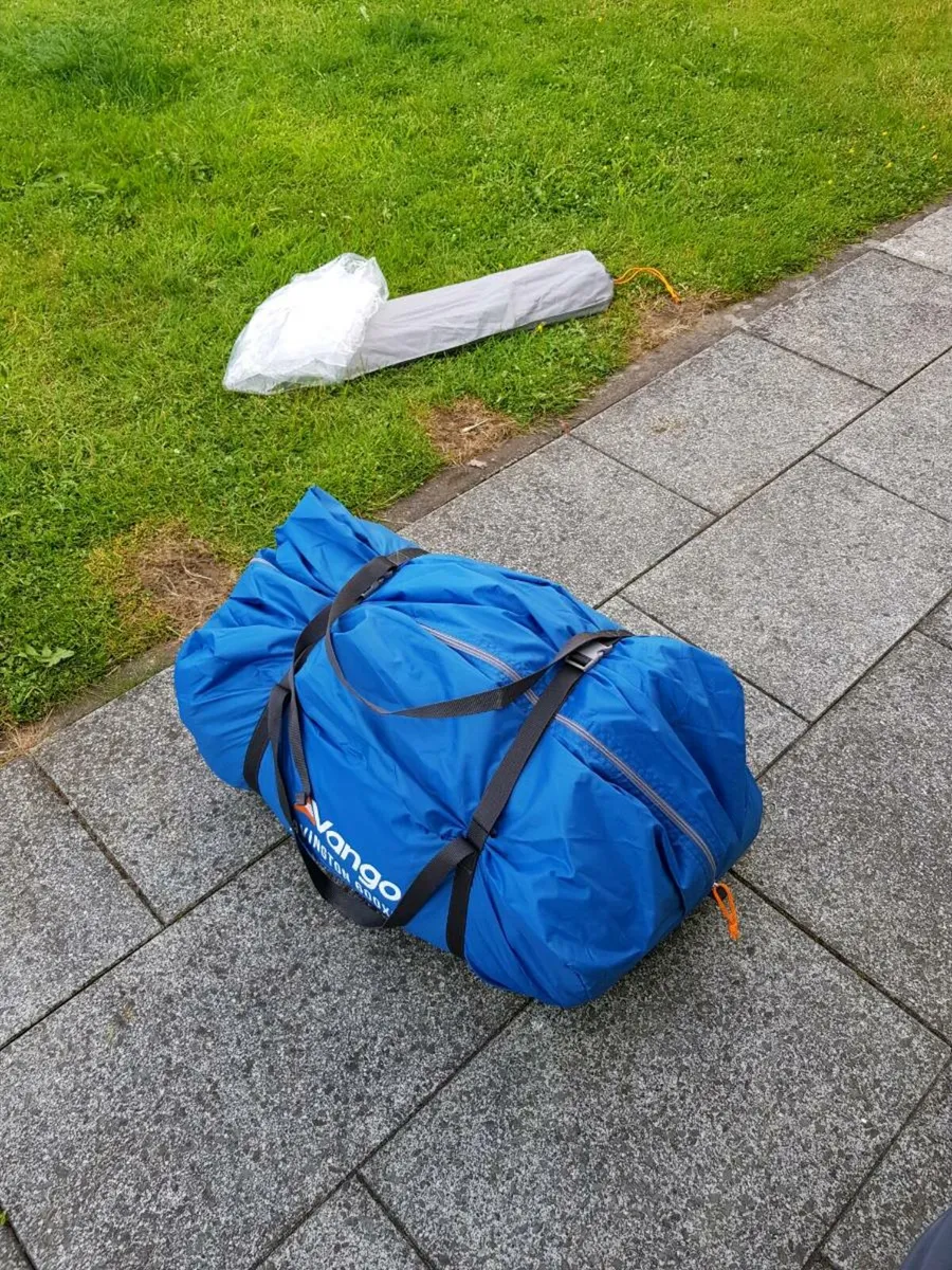 Tent - Image 3