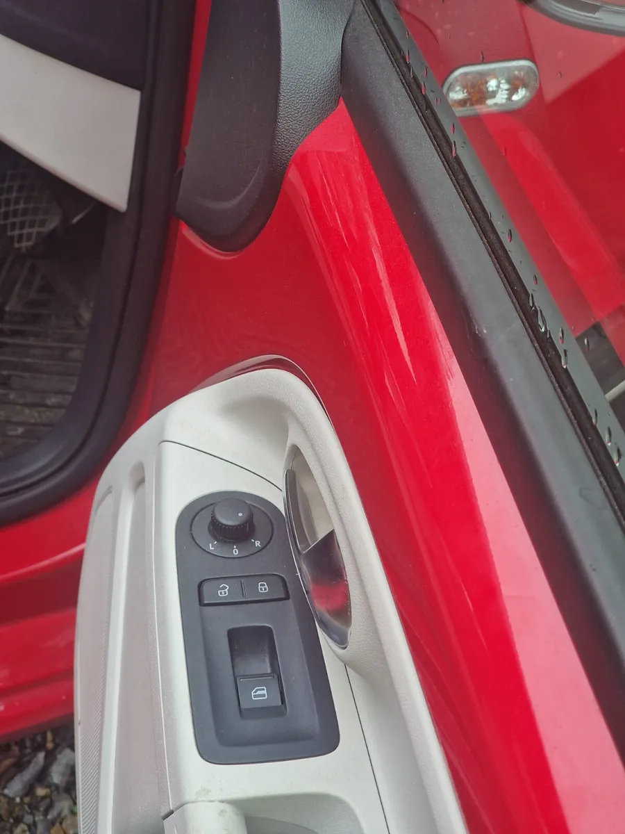 Volkswagen up! 2013 - Image 4