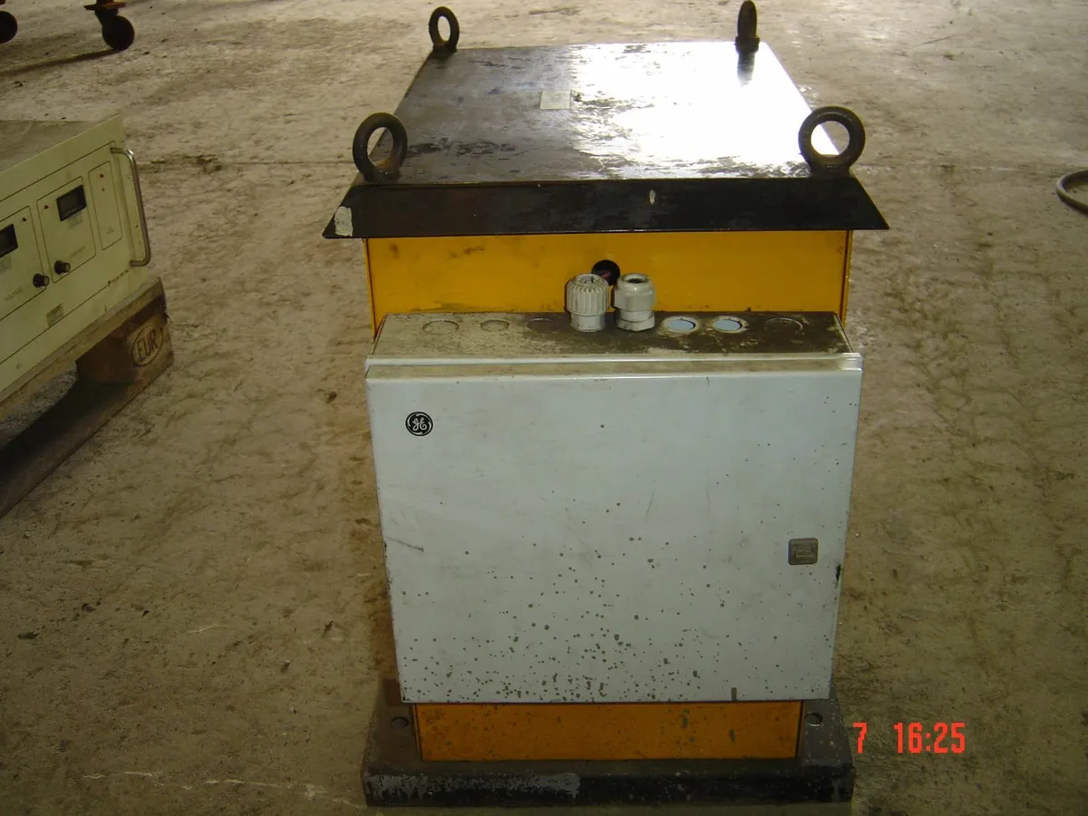 110v transformers - Image 4