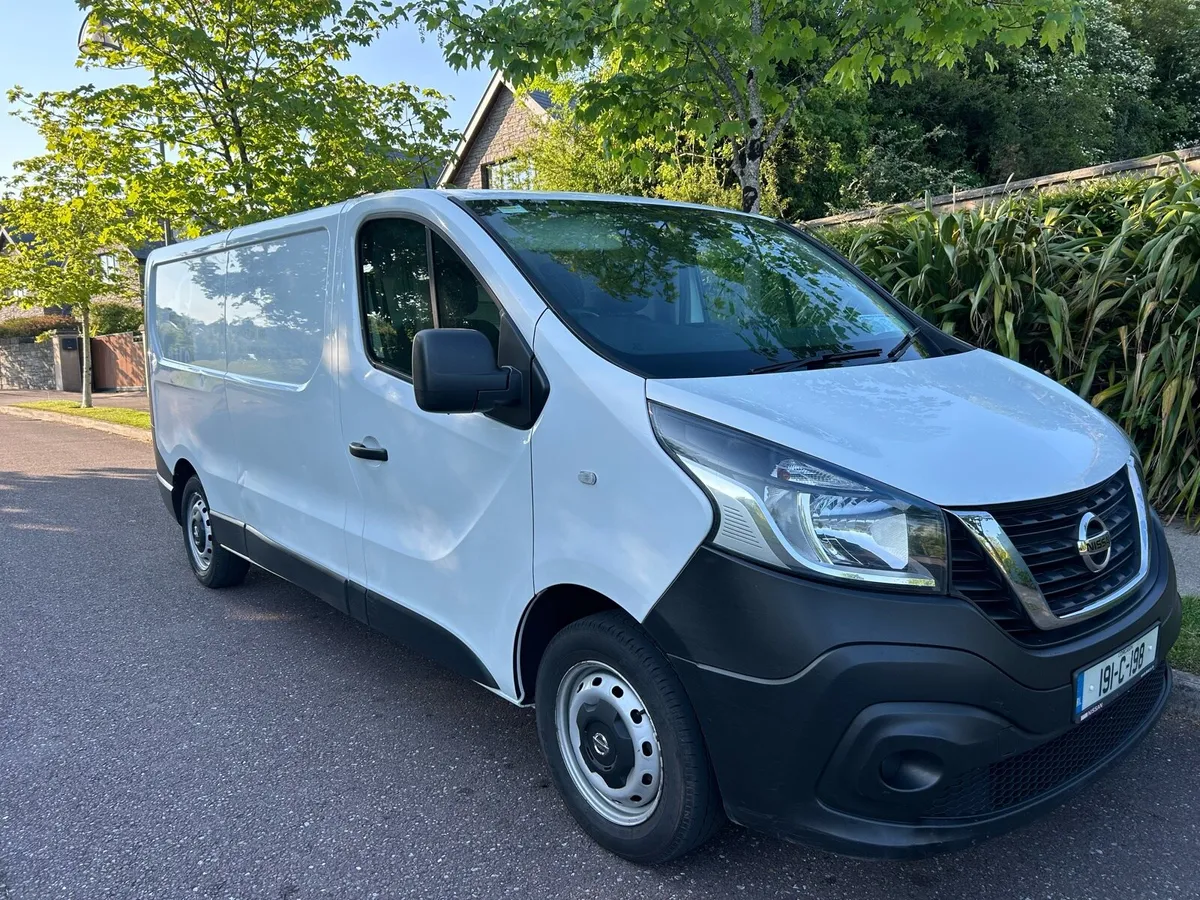 191 Nissan nv300 - Image 1