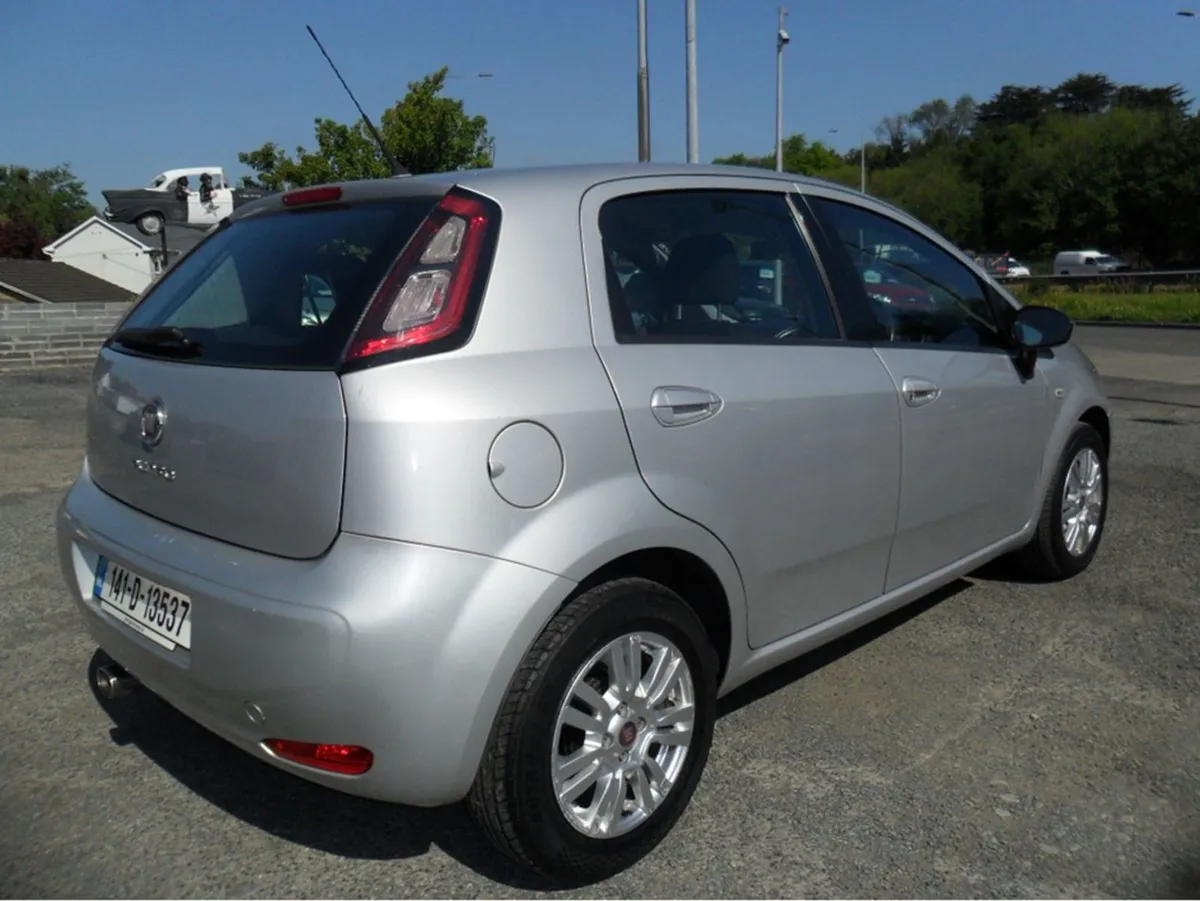 Fiat Punto Easy 1.2 5DR Very Low Mileage.... - Image 3