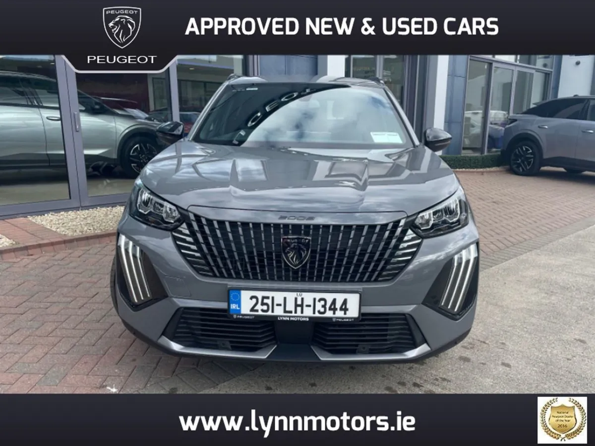 Peugeot 2008 Allure 1.2 100 - Image 2