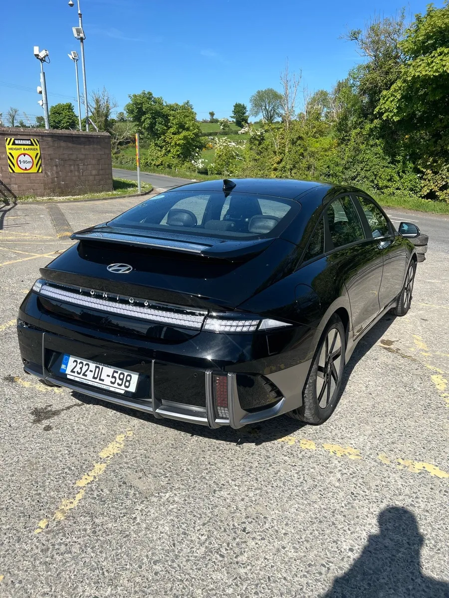 2023 Hyundai Ioniq 6 77Kwh Damaged Salvage - Image 4