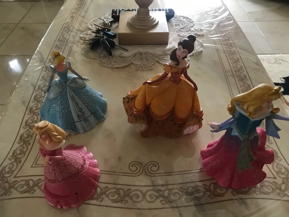 Disney figures - Image 1