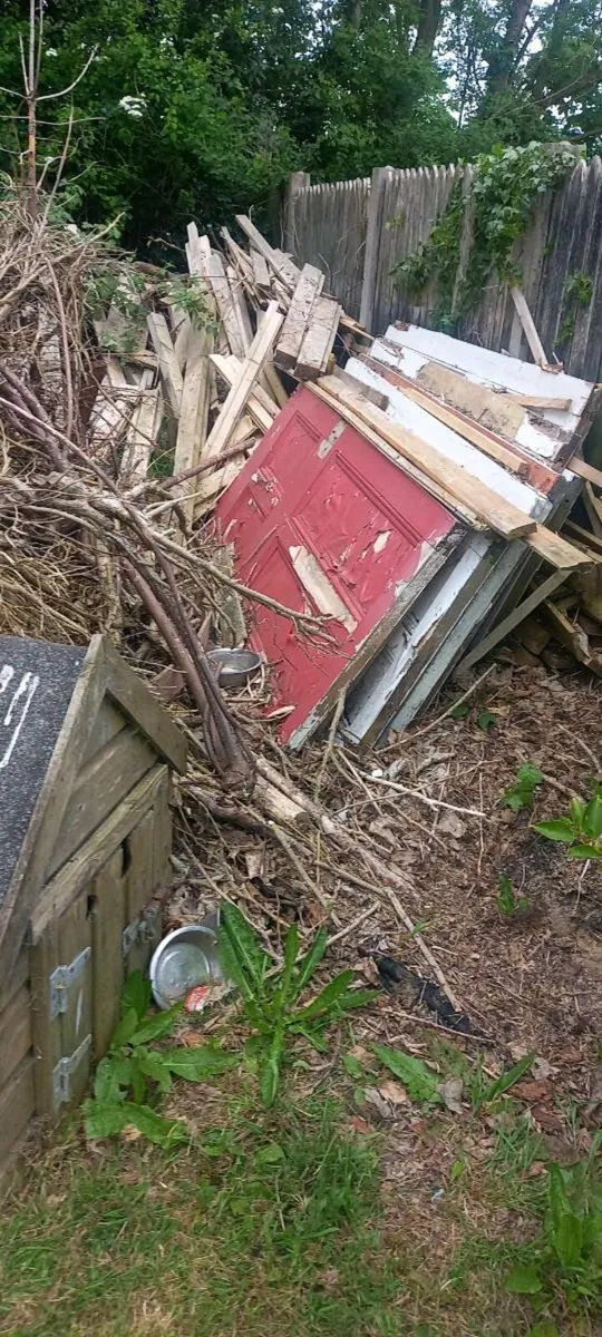 Free pallet doors