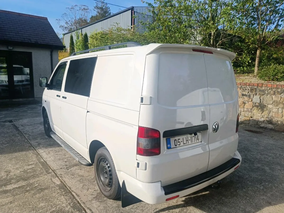 Volkswagen Transporter T5 Camper - Image 4