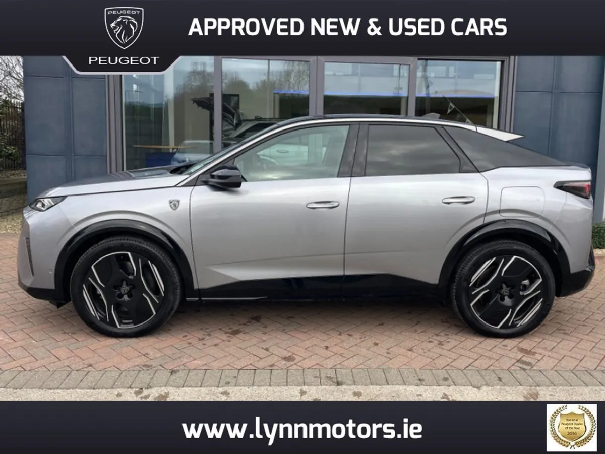 Peugeot 3008 EGT 73kwh 210HP 4DR - Image 4