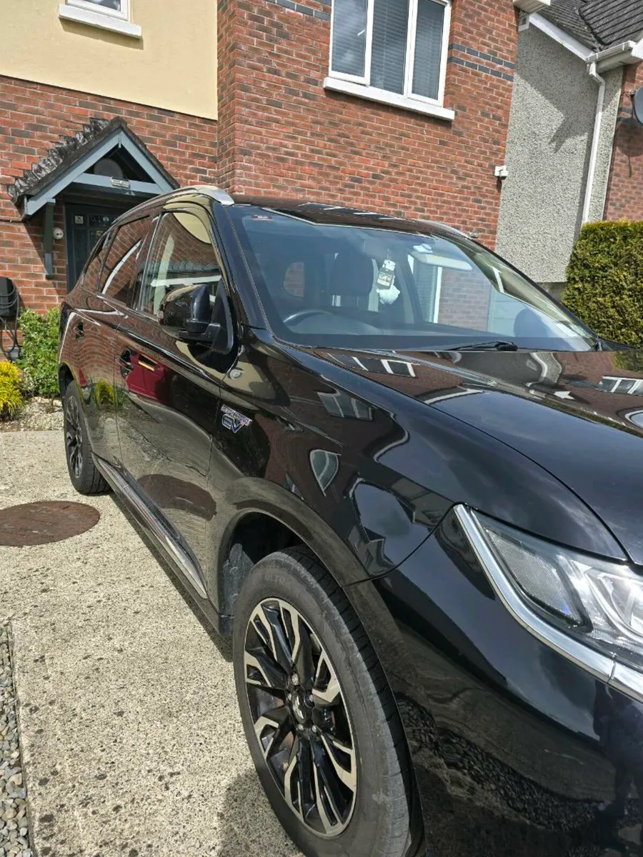 Mitsubishi outlander - Image 2
