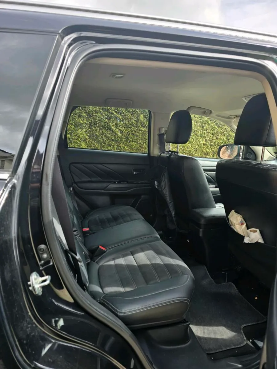 Mitsubishi outlander - Image 4