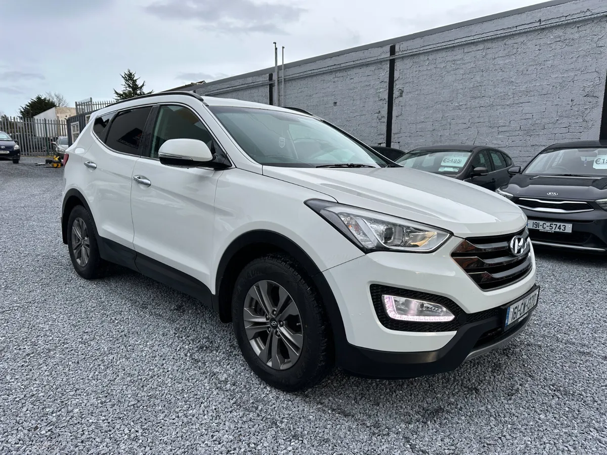 2016 (161) Hyundai Santa Fe 2.2 CRDI 4WD 2 Seater - Image 1