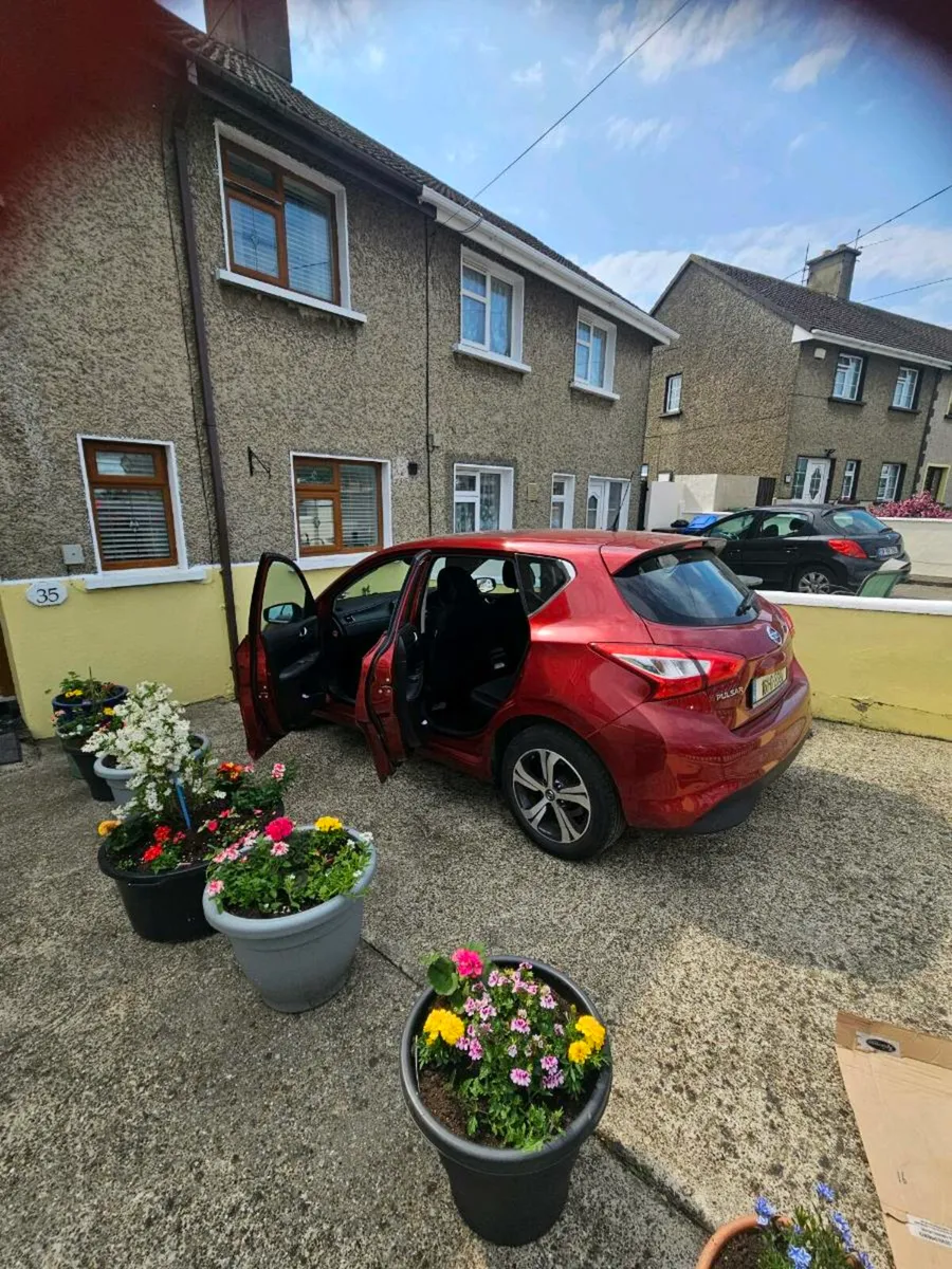 Car - Image 2
