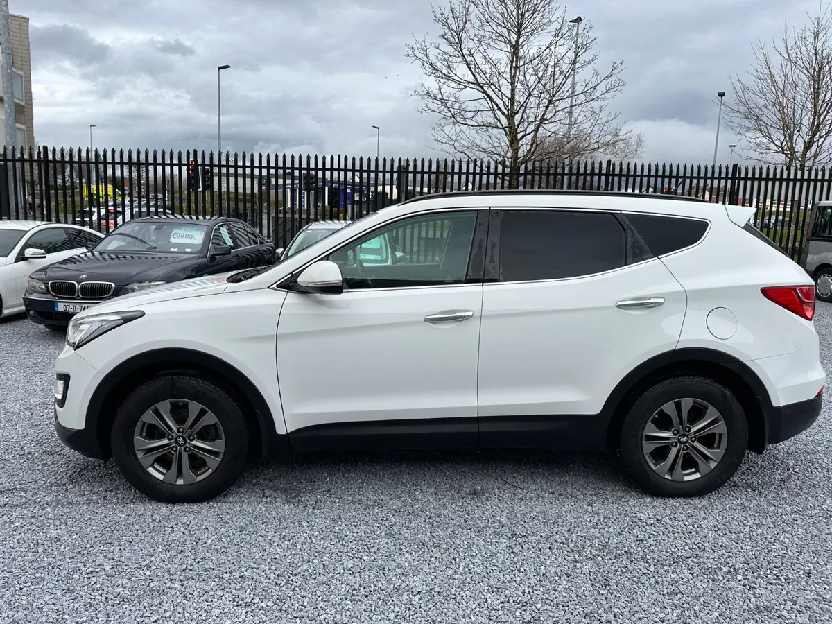 2016 (161) Hyundai Santa Fe 2.2 CRDI 4WD 2 Seater - Image 4