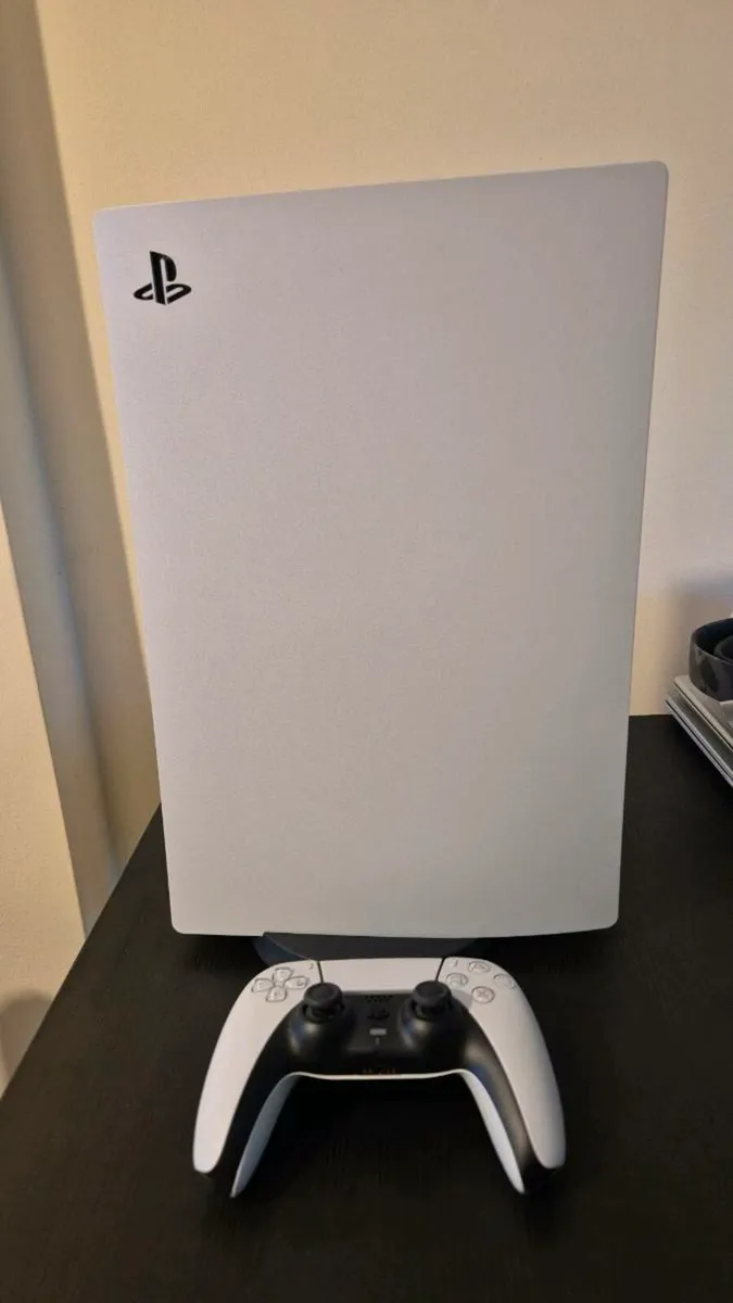 PlayStation 5 Digital Edition Console - Image 2