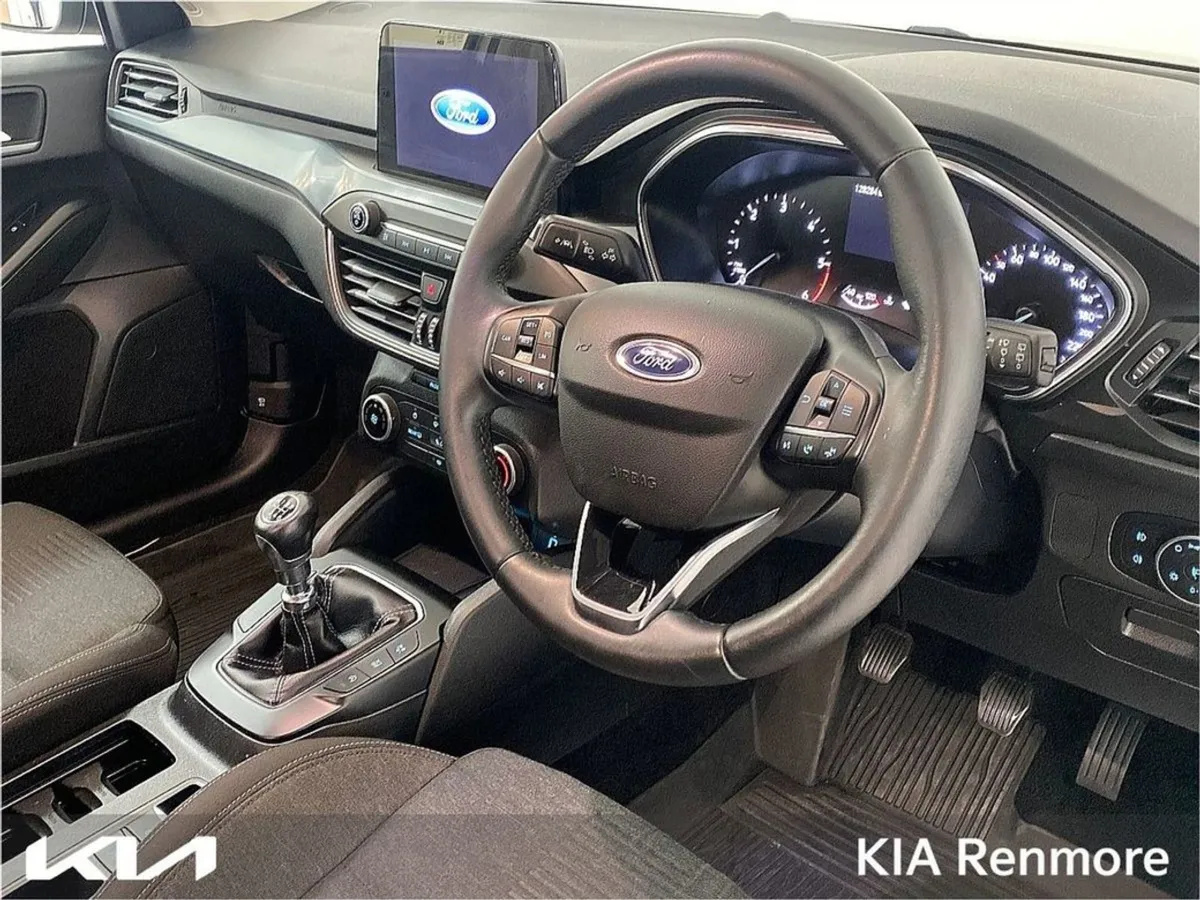 Ford Focus Active 5D 1.5td 120 5DR - Image 2