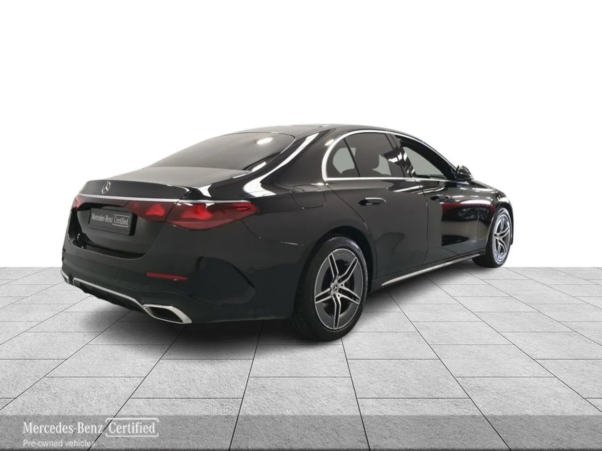Mercedes-Benz E-Class E 300 de AMG Line Plus - Image 4