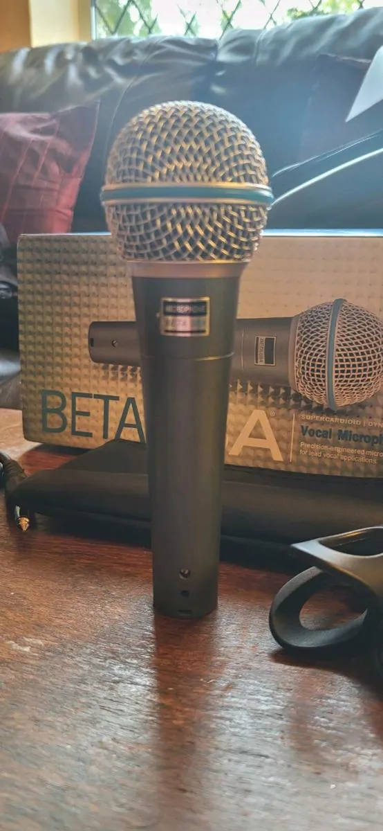 Beta 58A Microphone - Image 2