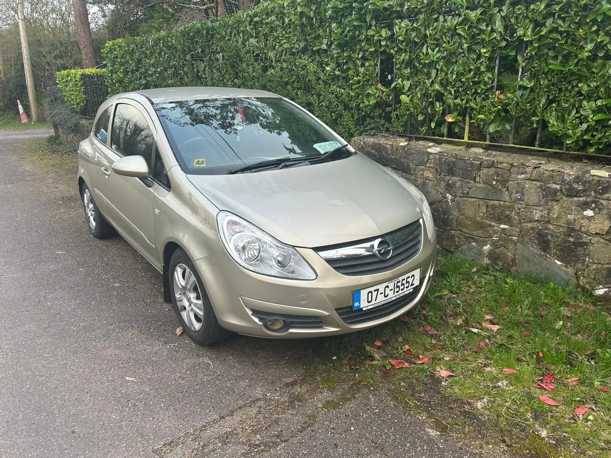 Opel Corsa 1.4 L - Image 1