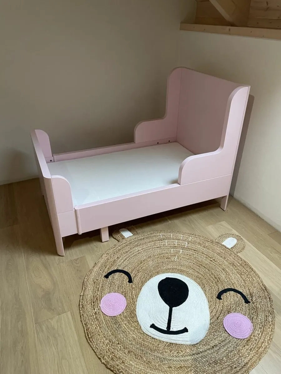 Ikea Busunge Extendable bed with Mattress - Image 3