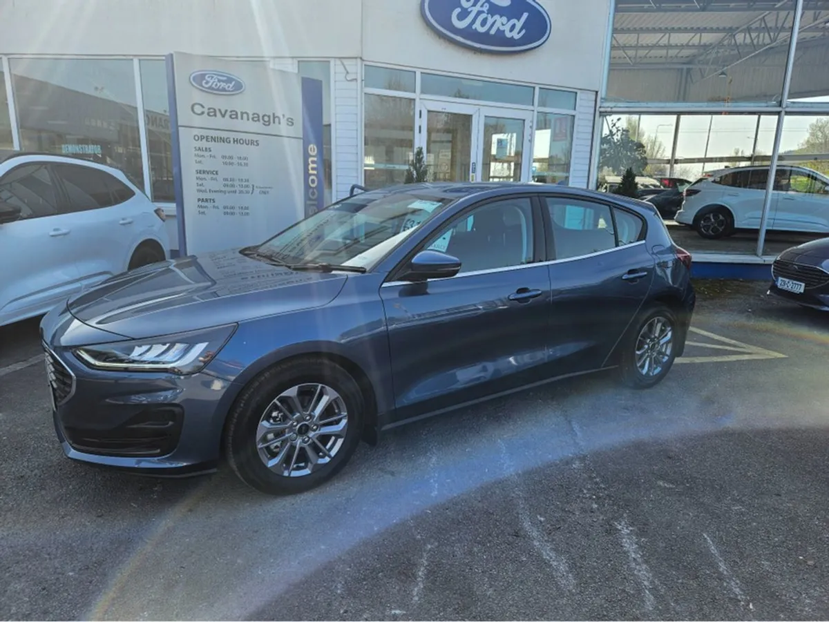 Ford Focus Titanium 5DR 1.0t 125 MHE - Image 2