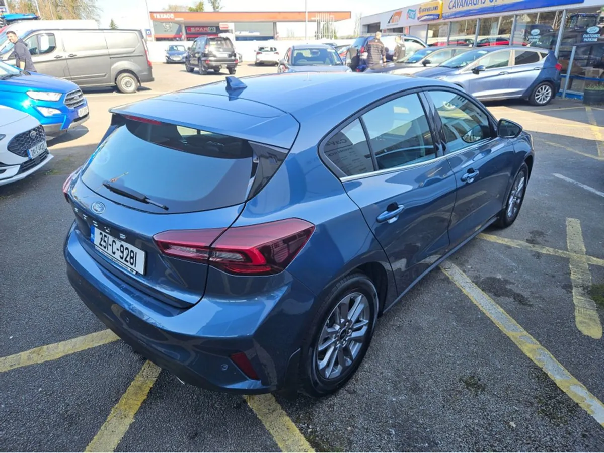 Ford Focus Titanium 5DR 1.0t 125 MHE - Image 4