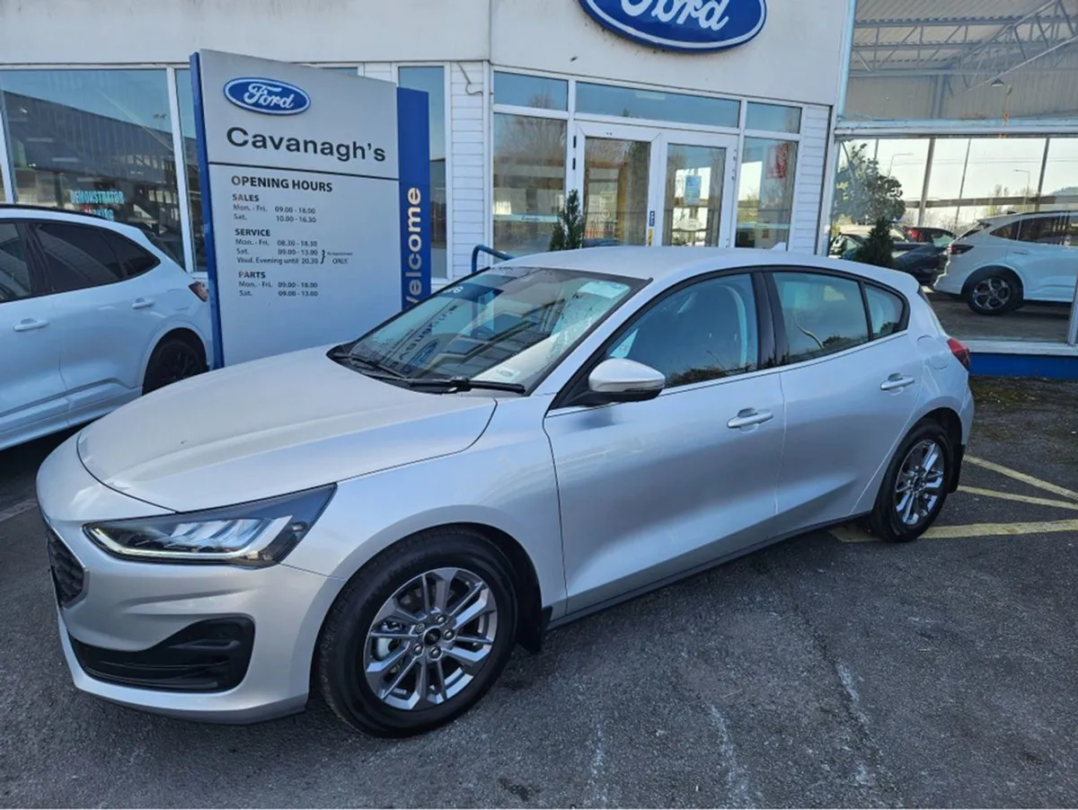 Ford Focus Titanium 5DR 1.0t 125 MHE - Image 2