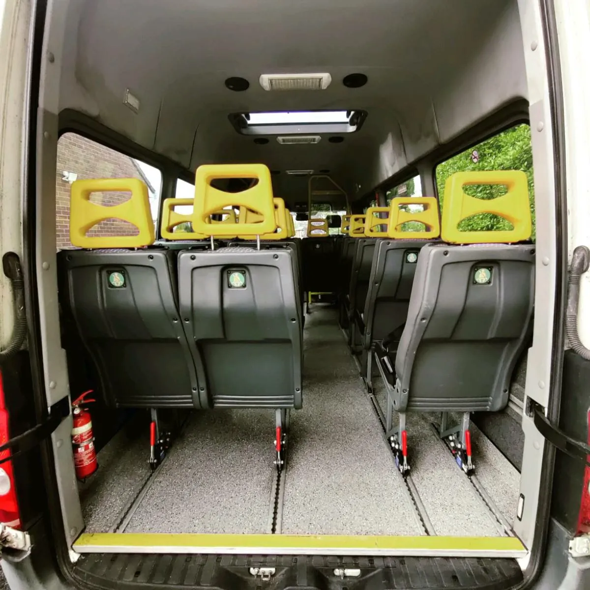 2012 Volkswagen Crafter Minibus - Image 3